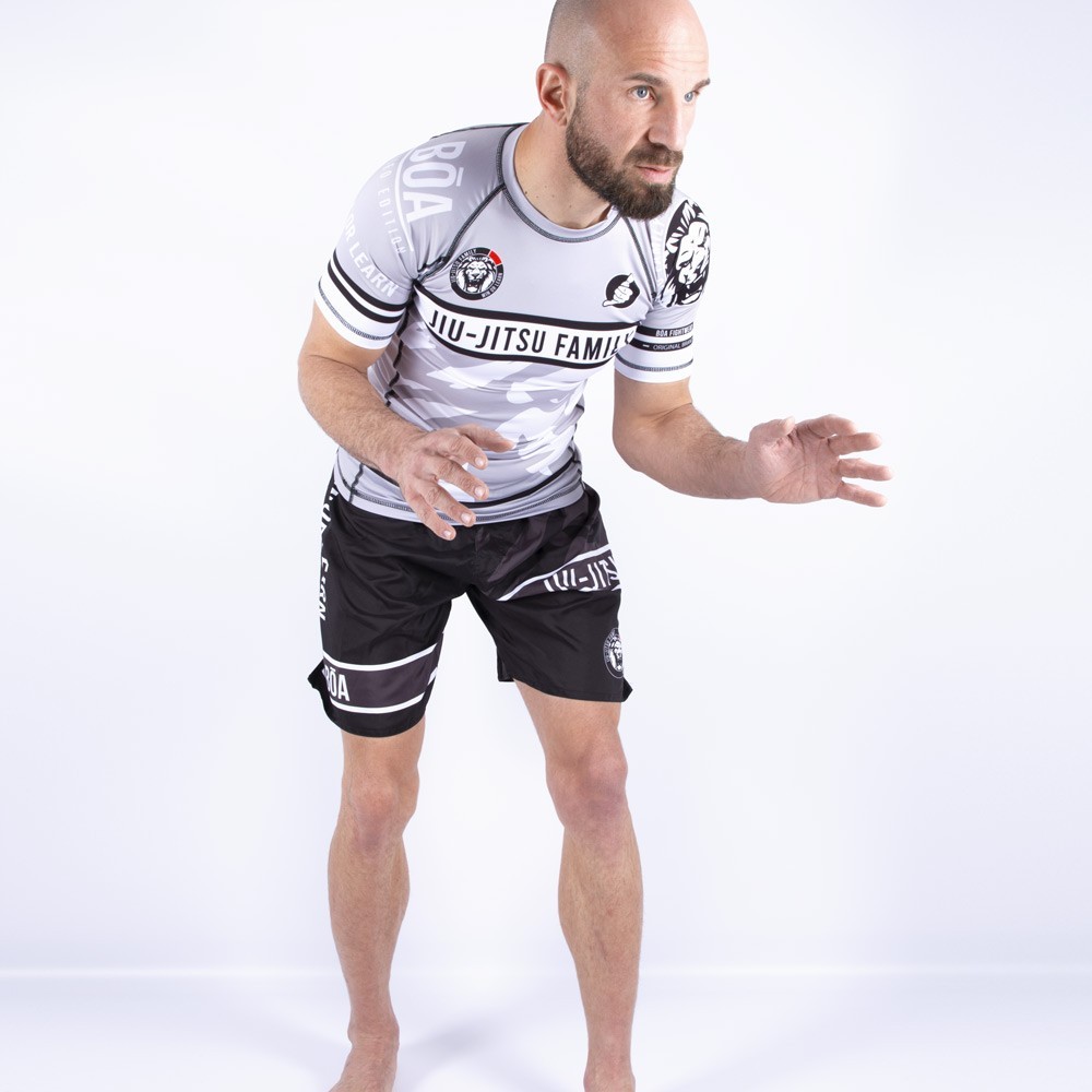 Roupa de luta para o clube da Jiu Jitsu Family em Epinal treinamento de competição