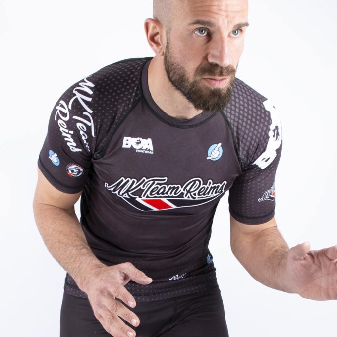Rashguard del club BJJ MK Team di Reims
