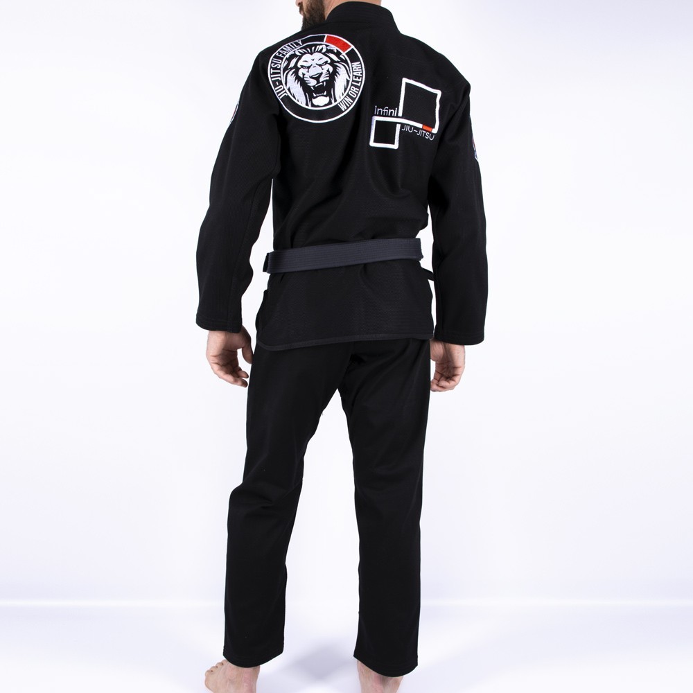 Кимоно для БЖЖ от клуба Jiu Jitsu Family sorevnovatel'naya trenirovka