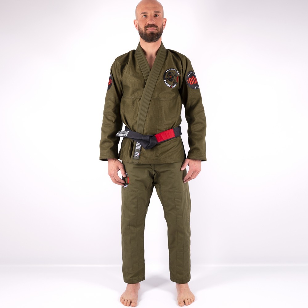 BJJ Kimono from the Family Fight club in Carcassonne combat sport club
