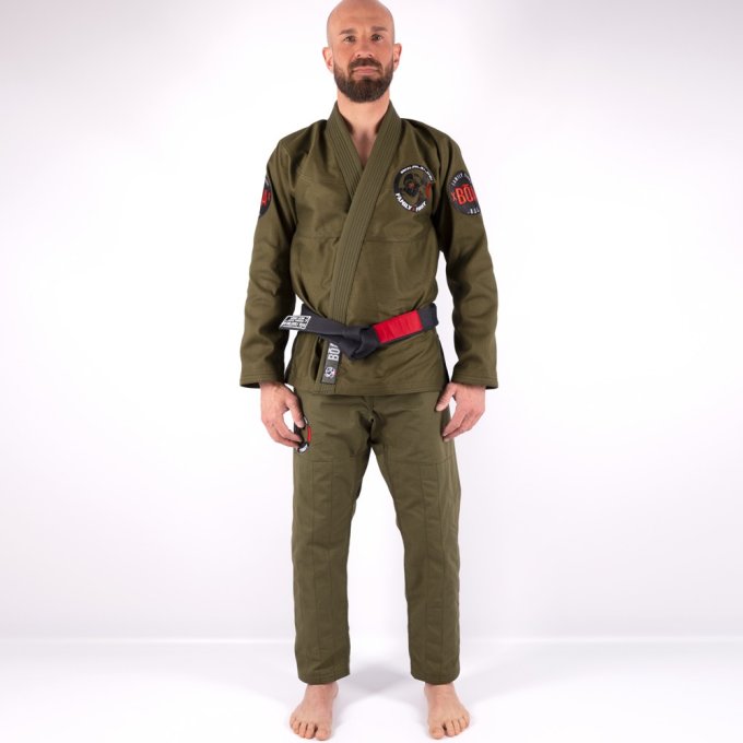 Kimono BJJ del club Family Fight di Carcassonne club di sport da combattimento