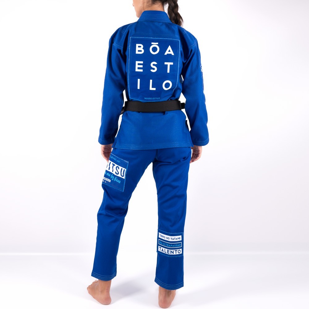 Kimono BJJ Gi Feminino - Nosso Estilo Azul um kimono para clubes de bjj