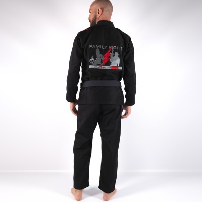 BJJ-Kimono vom Family Fight-Club in Carcassonne Boa Black