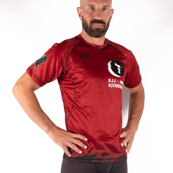 Uniforme de combate del Club del Equipo de Lucha Feliz