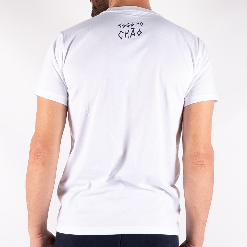 T-Shirt - Jogo No Chão