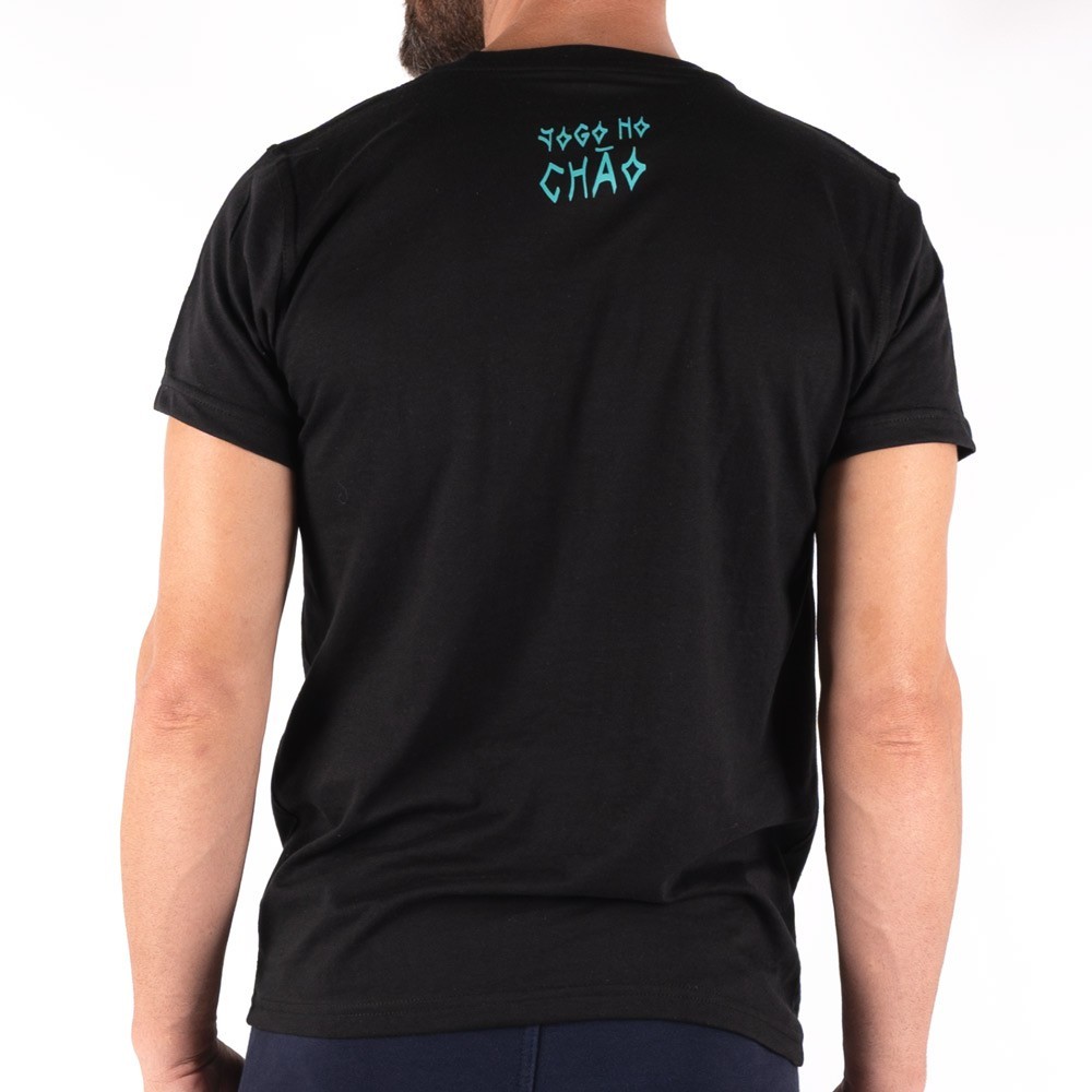 Camiseta - Jogo No Chão